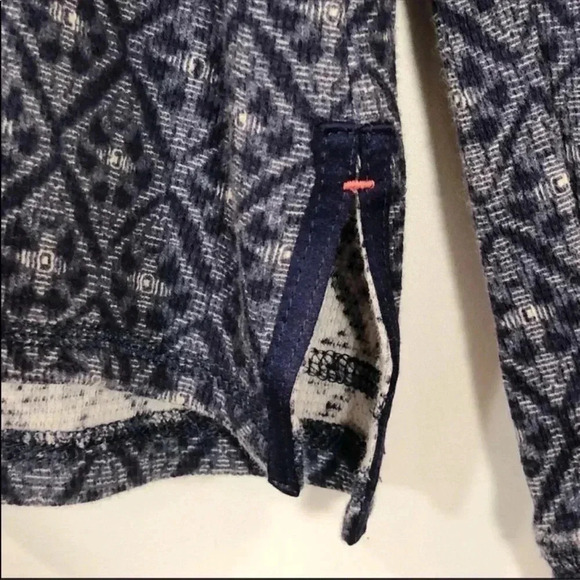 Eloise ANTHROPOLOGIE Blue Thermal Knit Top Size XS - Picture 4 of 7